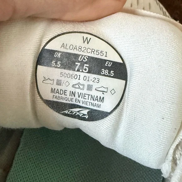 Altra Olympus Pink Mint Platform Running Sneaker - Picture 5 of 5